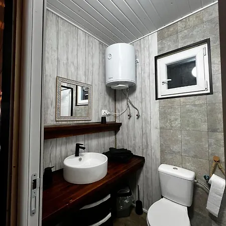 캠프장 Tiny House 버르토프